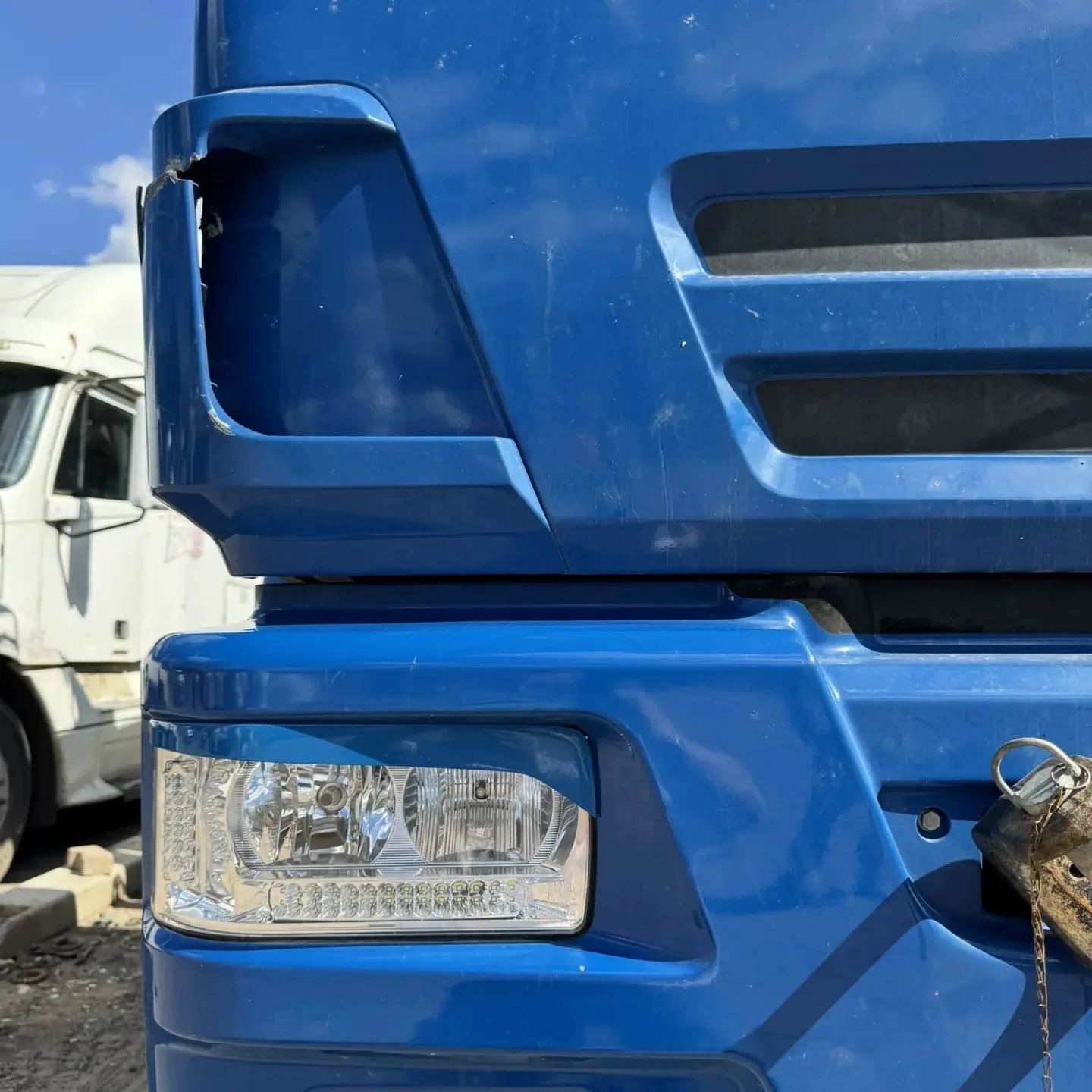 Накладки на фары камаз KAMAZ