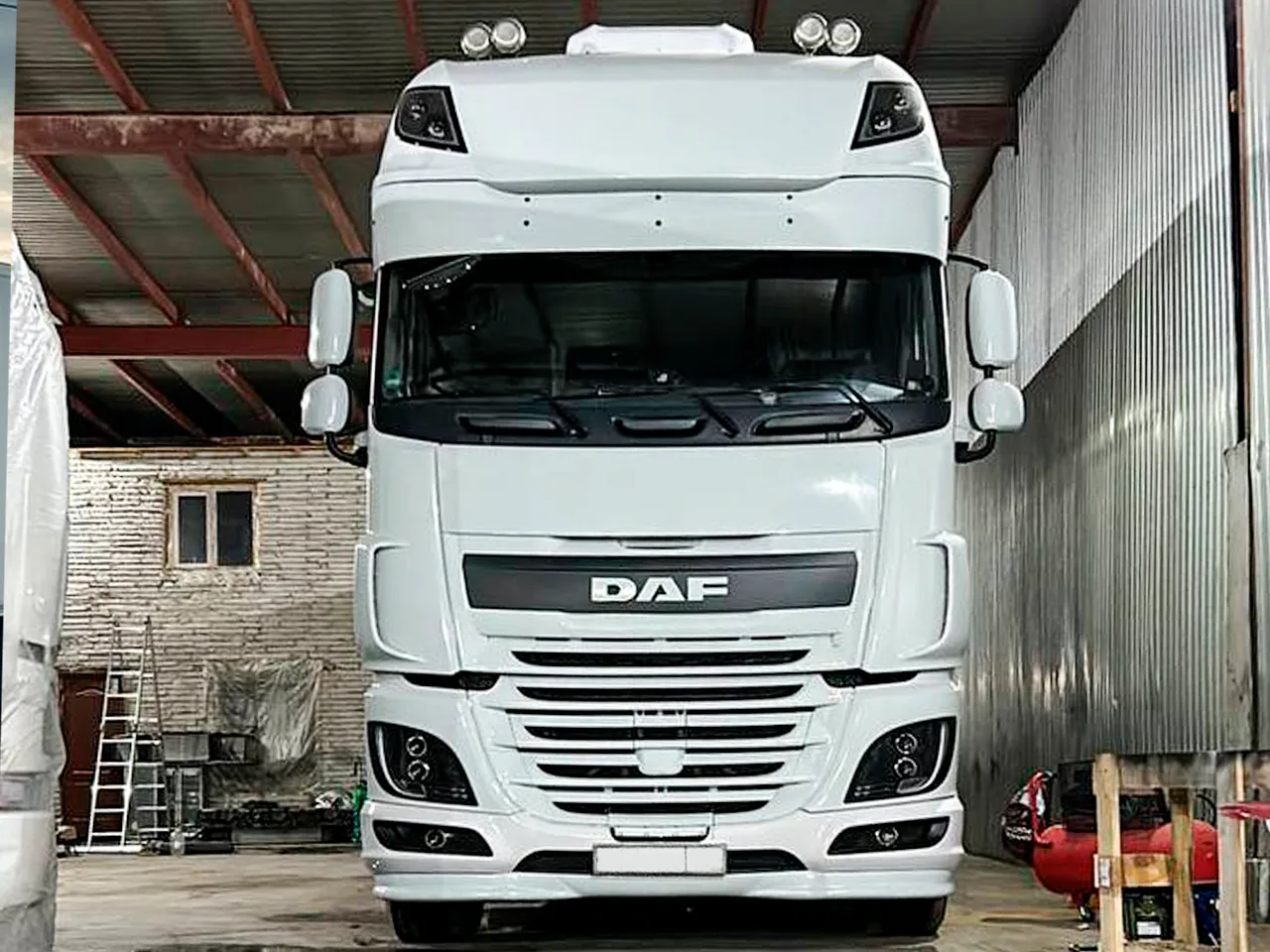 Солнцезащитный козырек DAF 105/106